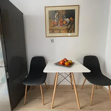 Apartment Cozy 1bdrm Next To Metro Station! Athens