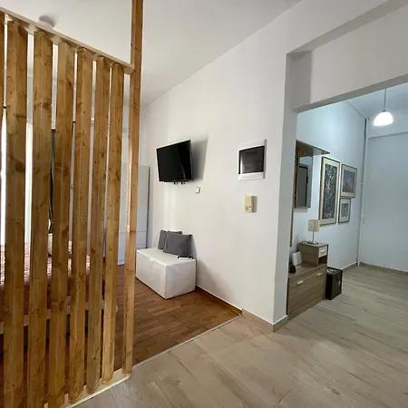 Cozy 1bdrm Next To Metro Station! Apartment Athens